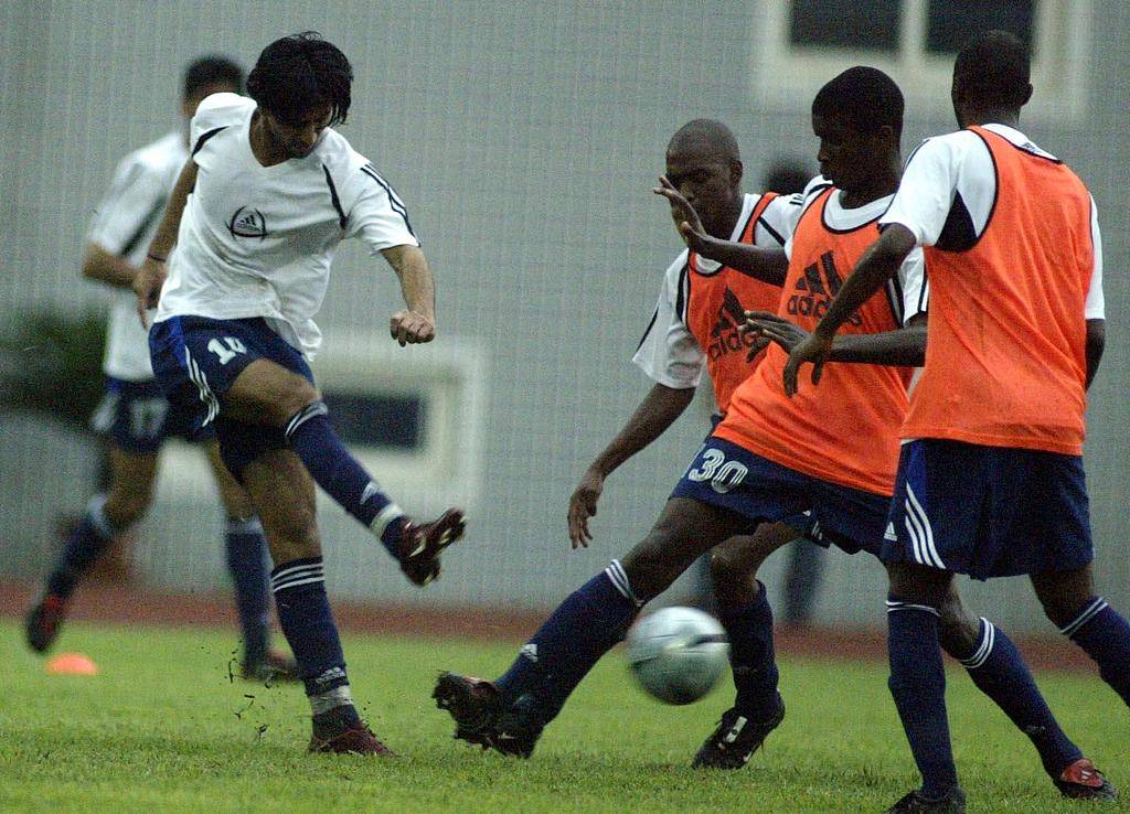 佛罗伦萨主场击败乌迪内斯，实现赛季首胜 