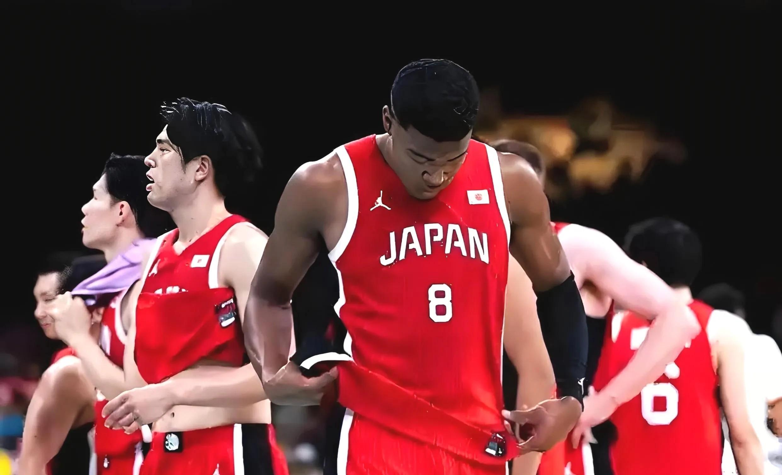 乐竞体育官网-实力坚强球员在区域比赛中展现出众表现(实力坚强球员在区域比赛中展现出众表现什么)