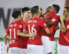 重庆斯威对阵大连一方,双方战术对决精彩纷呈(重庆斯威阵容) 重庆斯威对阵大连一方,双方战术对决精彩纷呈(重庆斯威阵容)