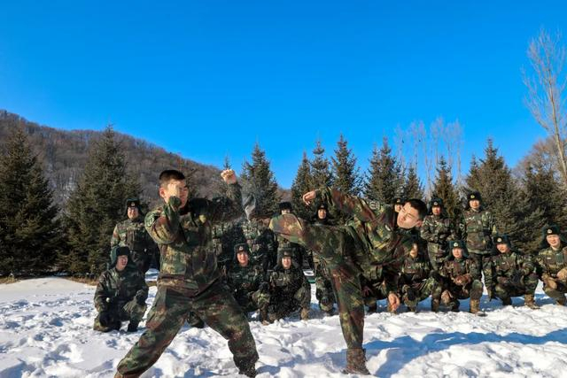 朝鲜平壤城备战亚足联杯，队员备战热情高涨的简单介绍